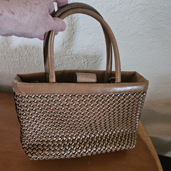 Vintage Relic By Fossil Light Brown Woven Leather Purse. - Picture 2 of 10